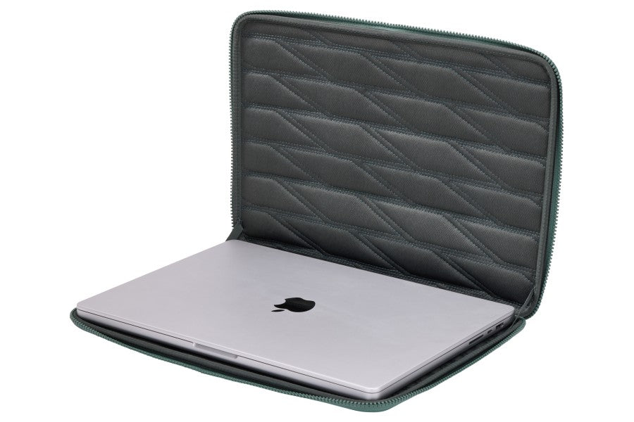 Estuche Rigido MB PRO 16
